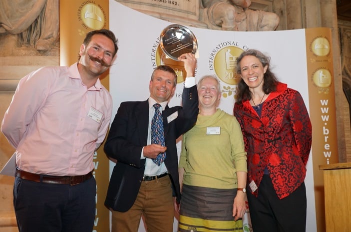 David and Louisa Sheppy collecting their award