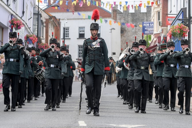 The Band of Bugles led the Parade.

Nearly 200 soldiers from 1st Battalion The Rifles were on parade today (Friday 7 July) as they exercised the Freedom of Chepstow. 

It has been a busy 16-months for 1 Rifles, which is based at Beachley Barracks in Chepstow and comes under the operational command of 160th Infantry Brigade and Headquarters Wales. 

The soldiers have seen continuous commitments during that 16 months, including in Iraq earlier this year and also having been deployed to overseas training tasks in Kazakhstan and Uganda.

Just prior to the parade, the Chepstow Military Wives Choir performed in the centre of Chepstow followed by the Riflemen stepping off and forming up at the Chepstow War Memorial at midday.

HRH The Duke of Kent, who is Royal Colonel of 1 Rifles, was in attendance, as was the Lord Lieutenant of Gwent, Brigadier Robert Aitken CBE. The Band and Bugles of The Rifles led the parade through Chepstow.