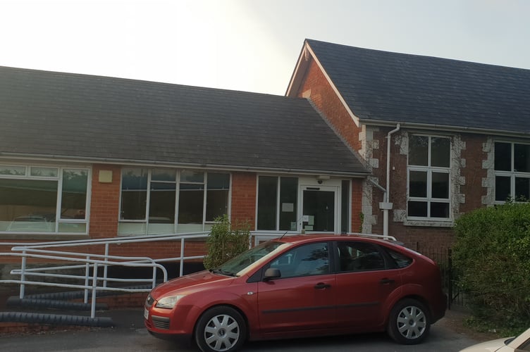 Troubled teenagers are to be educated in the former Linden School, Wellington.