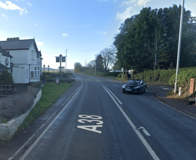 Congestion after crash closes A38