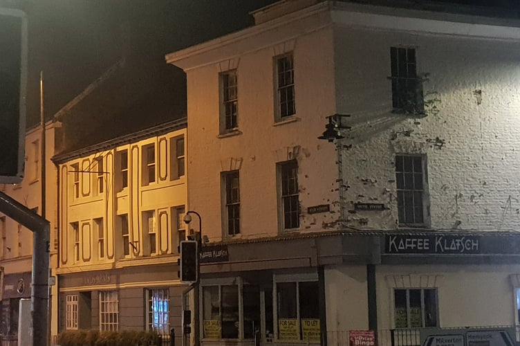 Traffic lights in Wellington town centre failed on Wednesday evening.