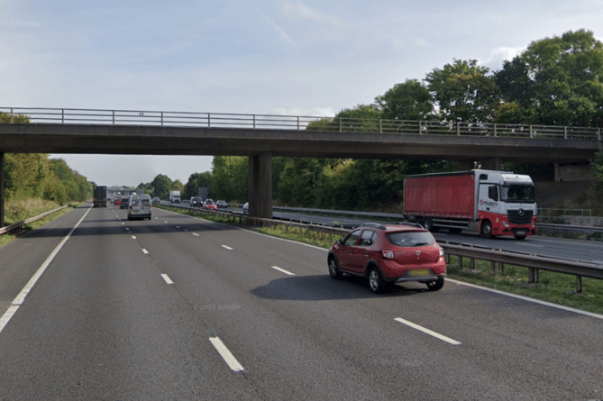 A view of the M5 northbound between junctions 25 and 24.