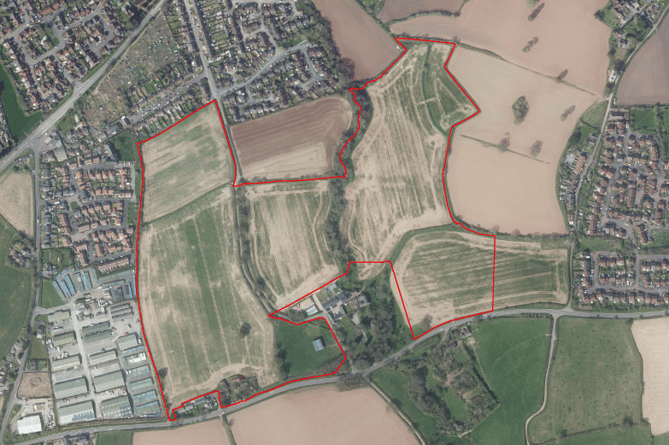 Red lines outline the land Persimmon Homes proposes to develop off Popes Lane, Rockwell Green.