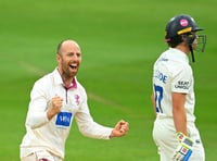 Somerset step up the pressure in County Championship 