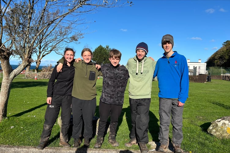 Court Fields students complete their Bronze DofE expedition