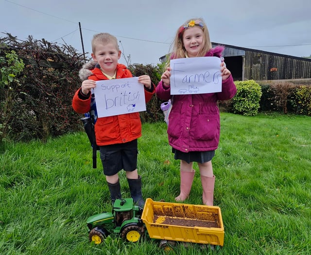 People in Wellington area stand up for farmers amid national protest