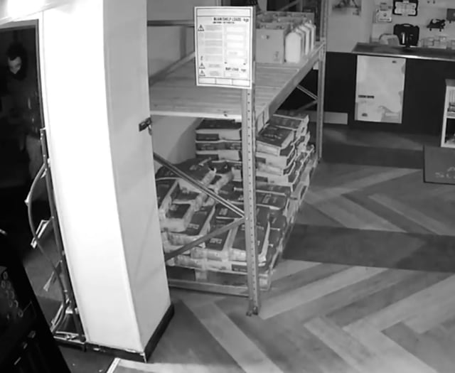 CCTV of safe theft at Somerset business released by police