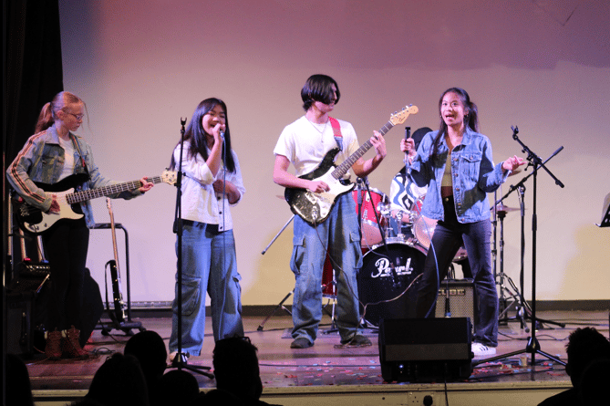 Court Fields Students compete for the title of 'best band' at the Battle of the Bands